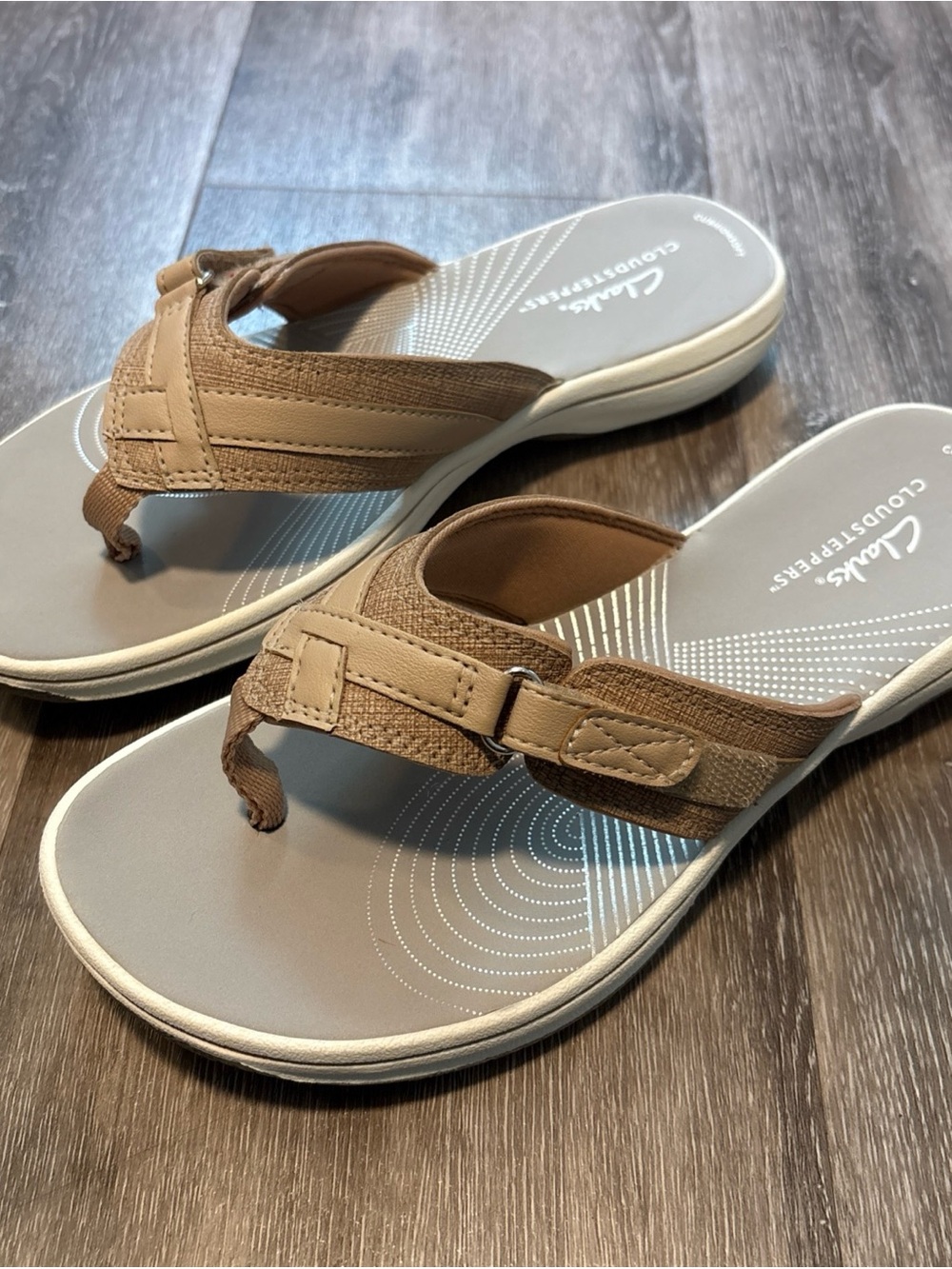 Clarks Women's Breeze Sea Flip-Flop, Taupe Neutral 7 Slip On Adjustable